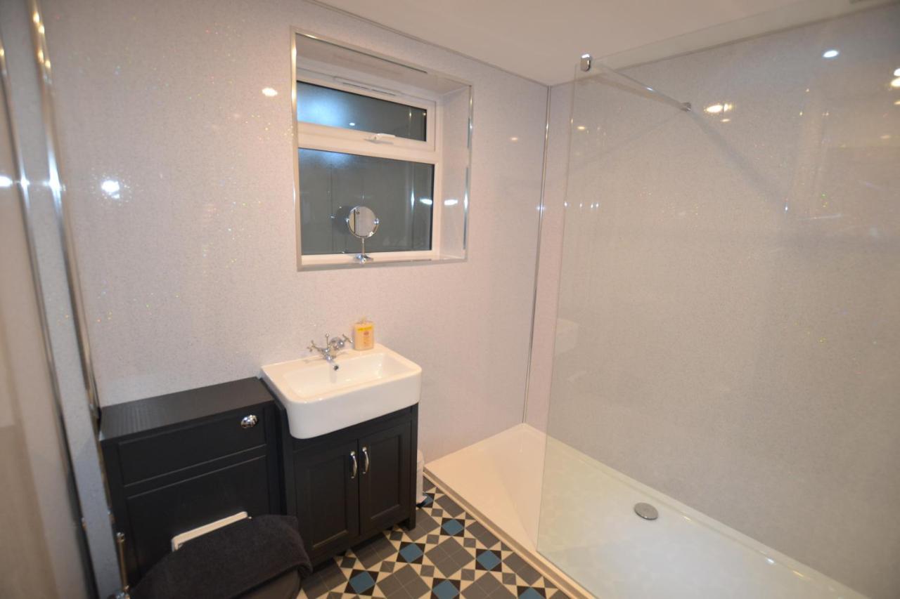 Mayflower 2 Bed Boutique Apartment - Stayseekers Salisbury Exterior foto